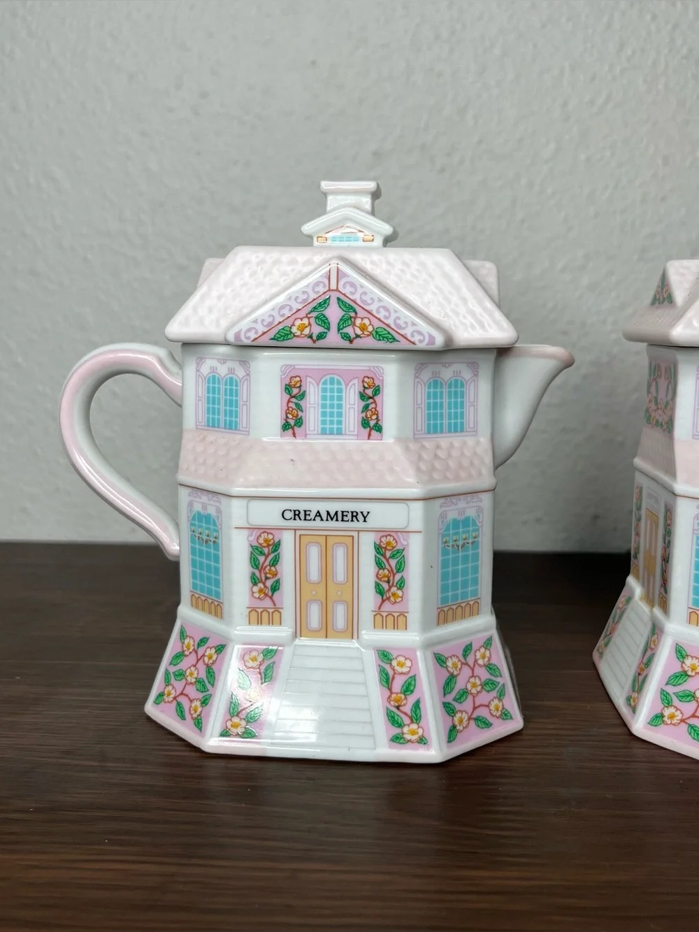Lenox Village Confectionery And Creamery Sugar & Creamer Set w/ Spoon 1991